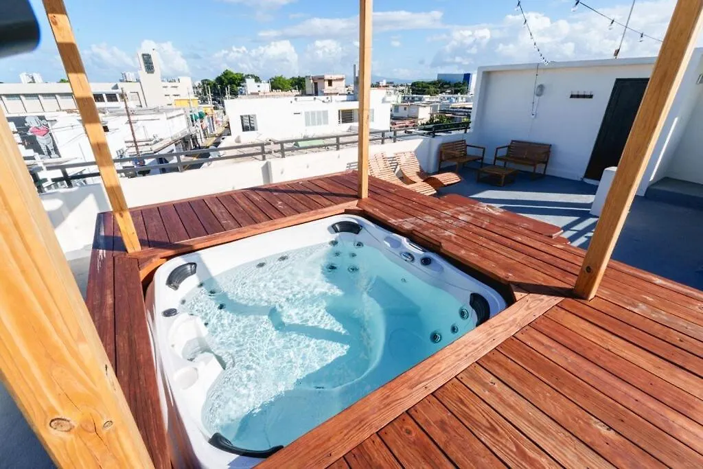 דירות סן חואן Sunny Escape Pool